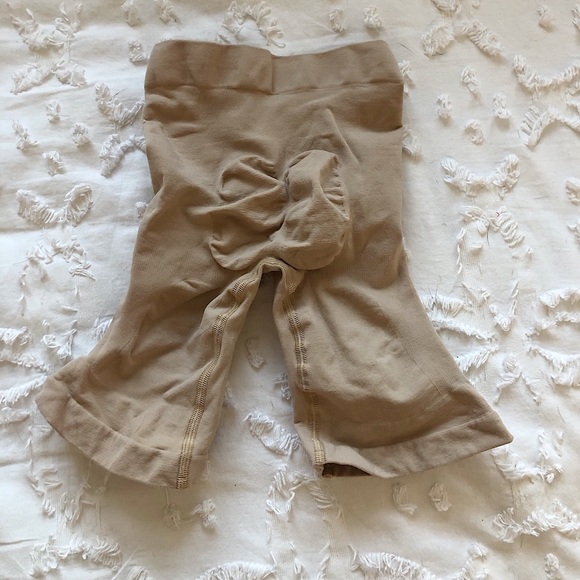 Spanx - Picture 2 of 3